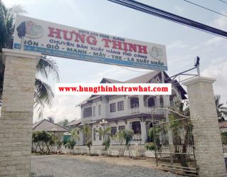 hung-thinh-strawhat-01.jpg